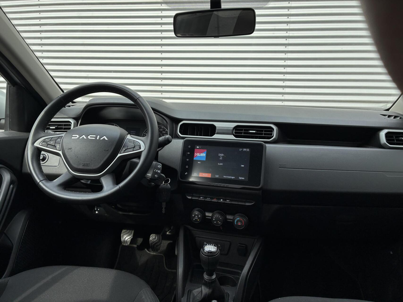 Dacia Duster 1.0 TCe 100 ECO-G Essential Apple Carplay — photo 4