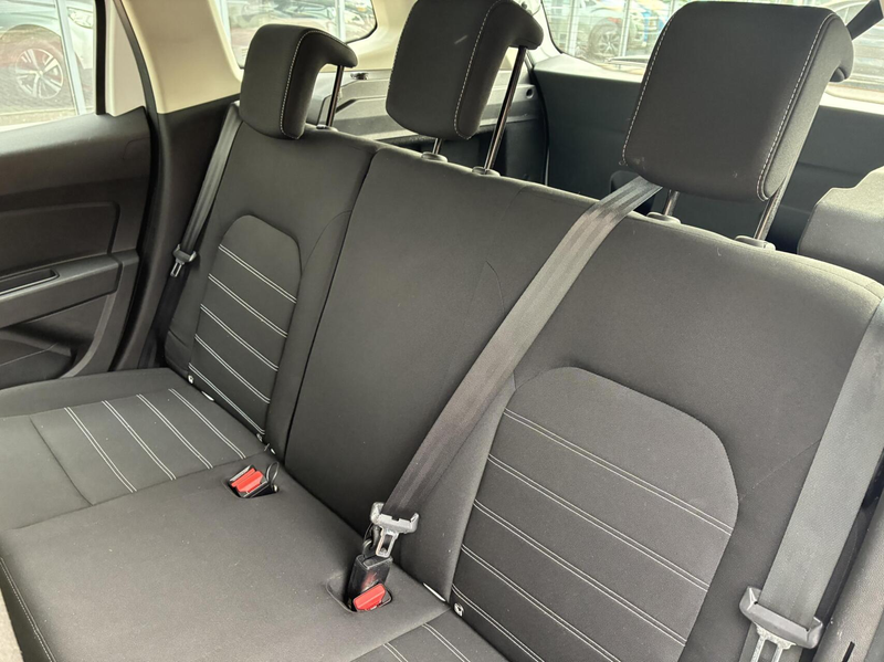 Dacia Duster 1.0 TCe 100 ECO-G Essential Apple Carplay — photo 11
