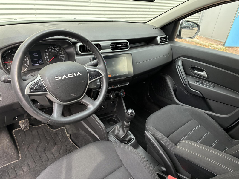 Dacia Duster 1.0 TCe 100 ECO-G Essential Apple Carplay — photo 6