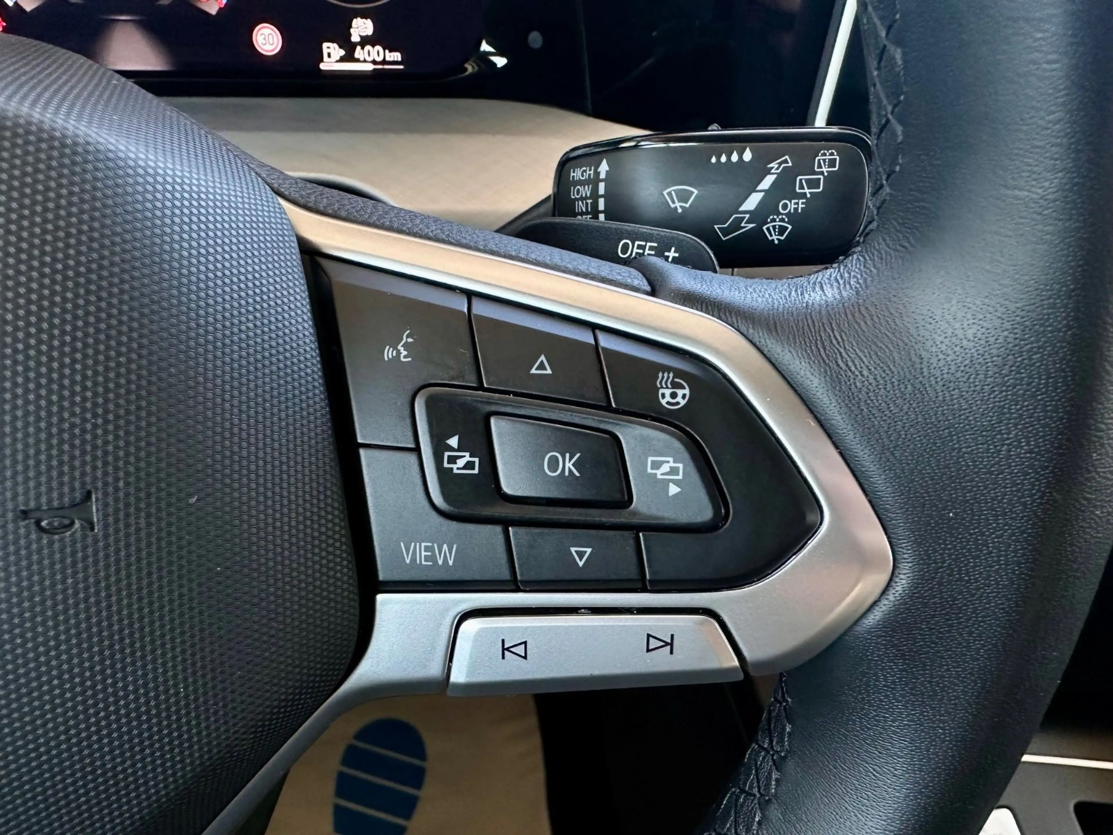 Volkswagen Golf VIII Lim. 1.5 eTSI 110 kW Life|LED|1. Hand — photo 15