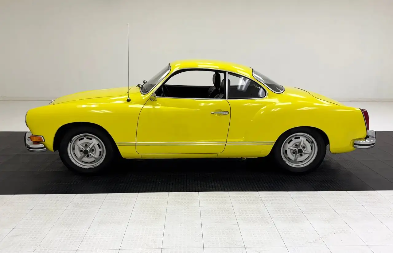 Volkswagen Karmann Ghia Coupe, foto 2