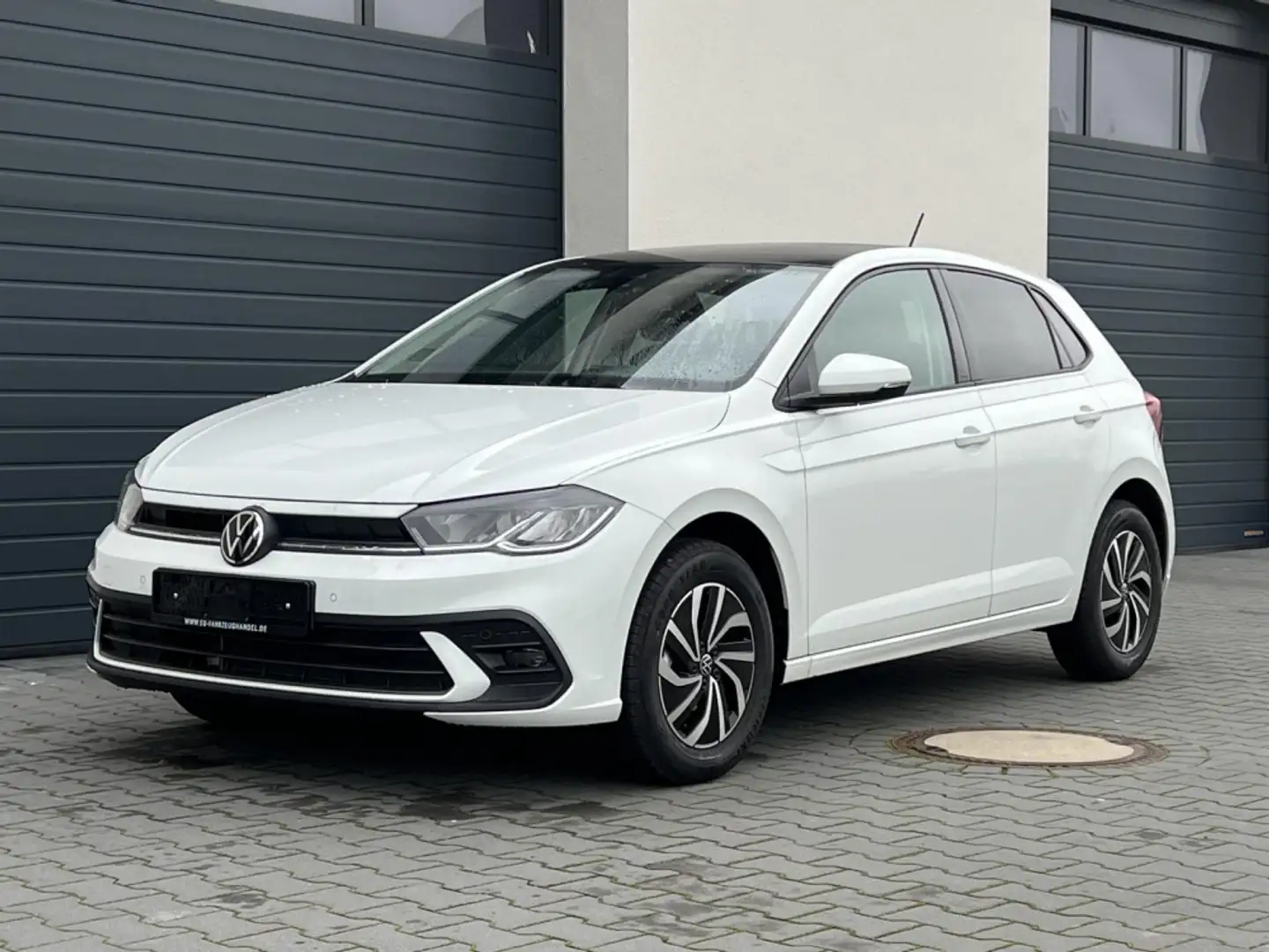 Volkswagen Polo Limited 1,0 MPI 59KW 5-türig Weiß - 1