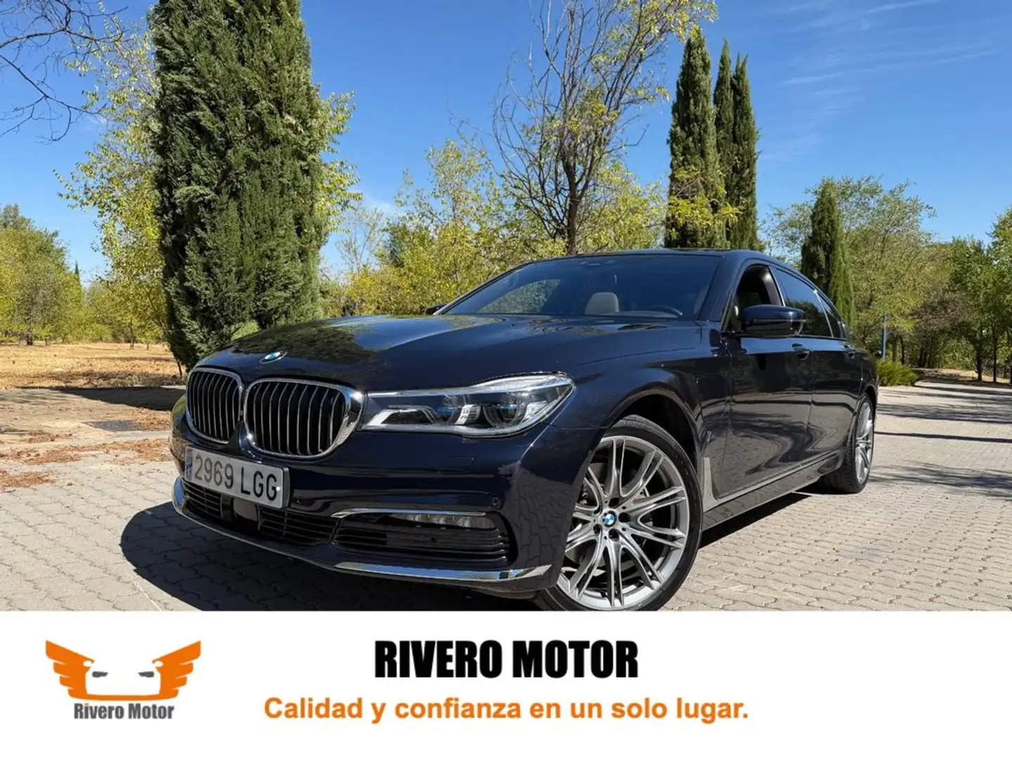 BMW 745 745Le xDrive Azul - 1