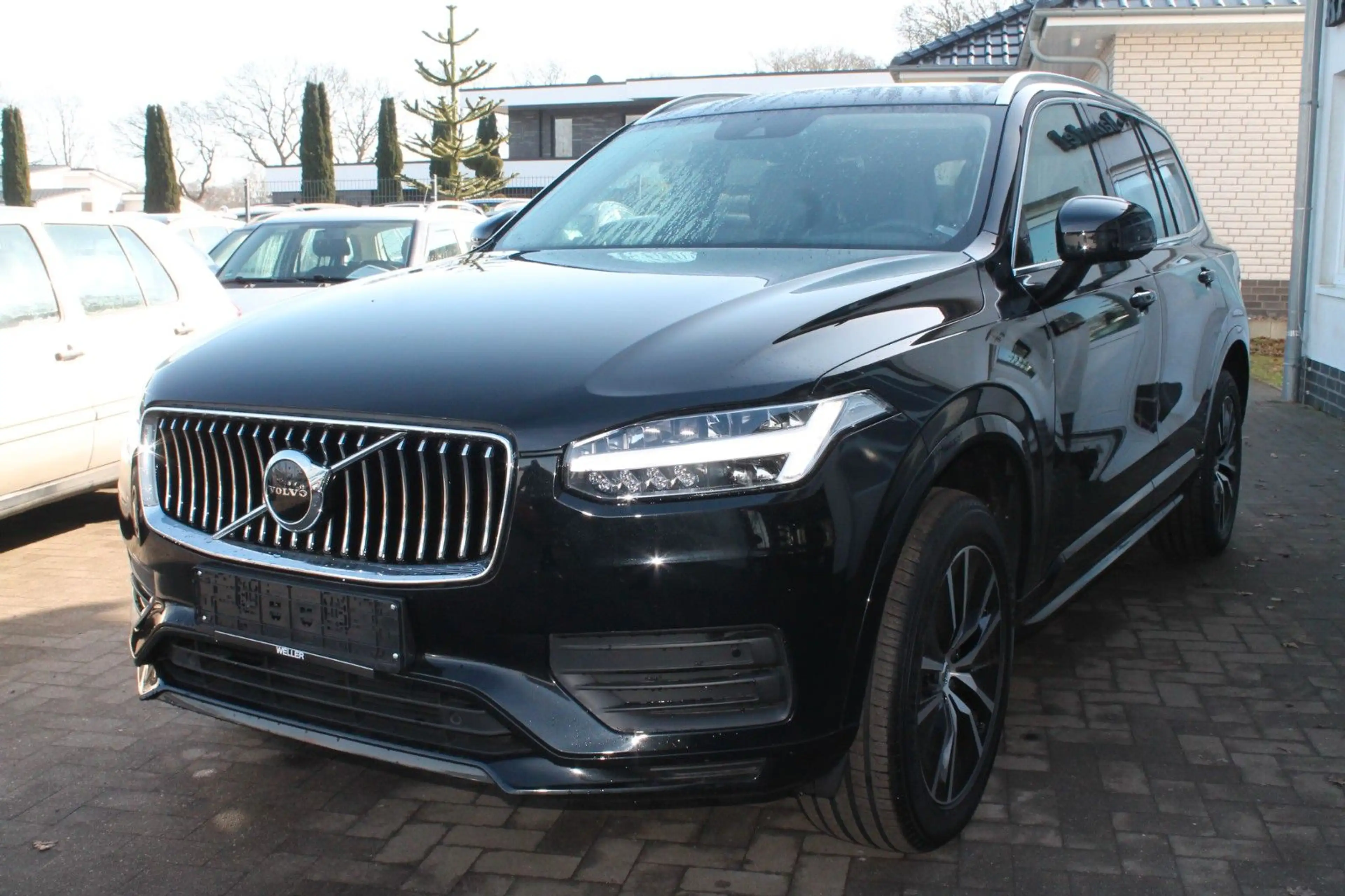 Volvo XC90 Momentum AWD Mild-Hybrid — photo 2