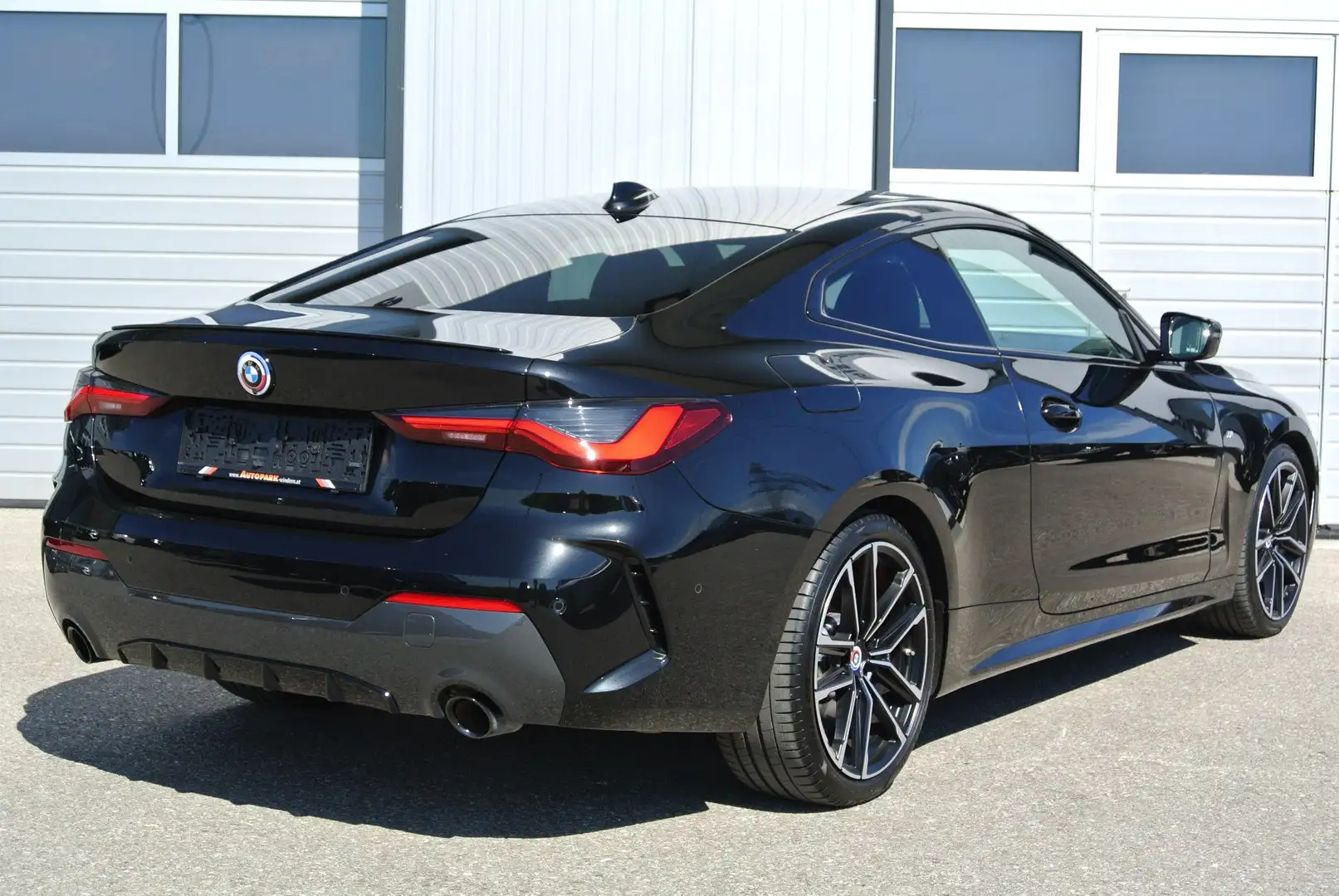 BMW 420 d Coupe Aut. *M-Sportpaket * LEDER *Schiebedach Schwarz - 2