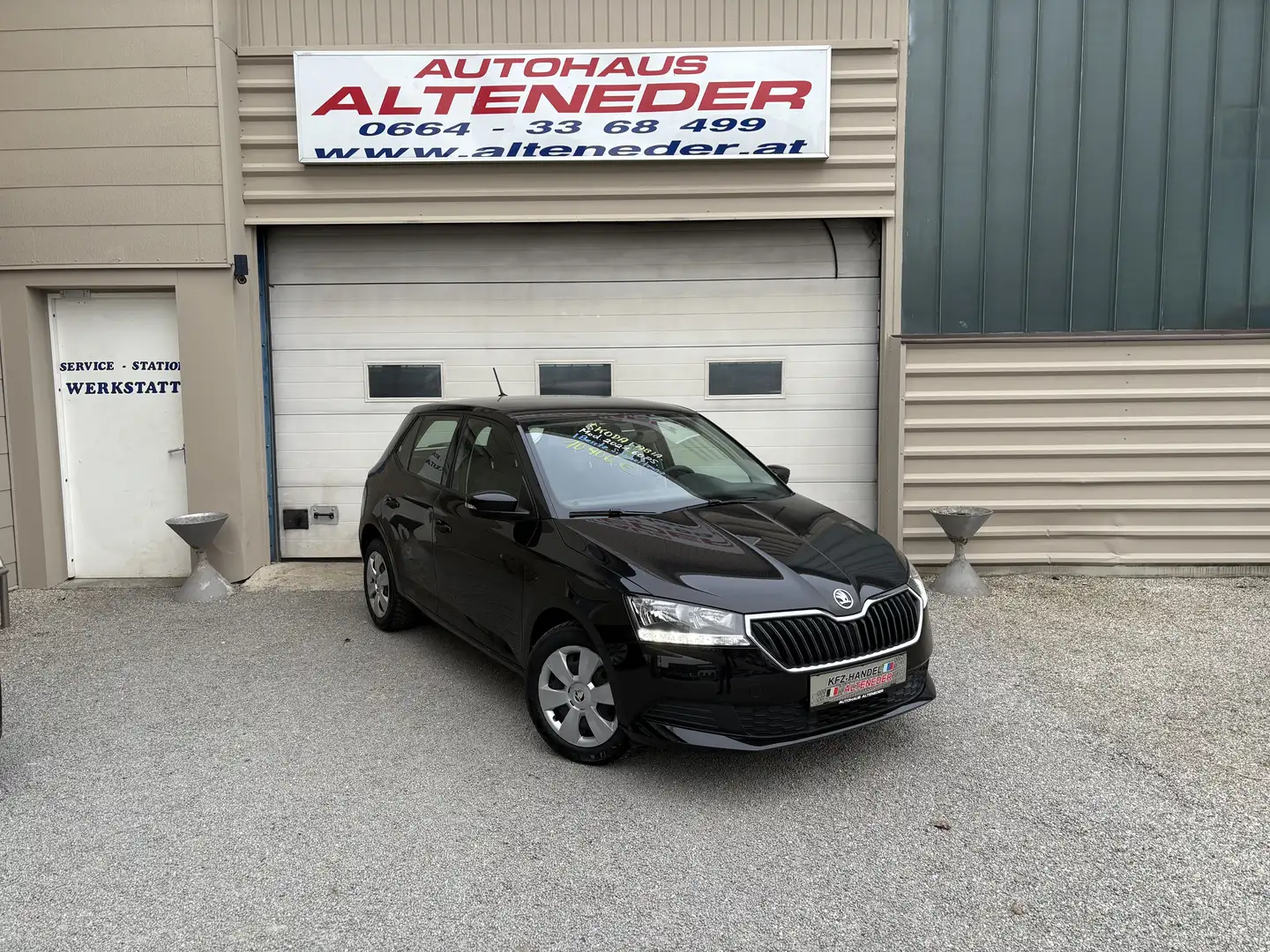 Skoda Fabia 125 1,0 *1.BZ*BT*SITZH*PDC*WENIG KM* Schwarz - 1