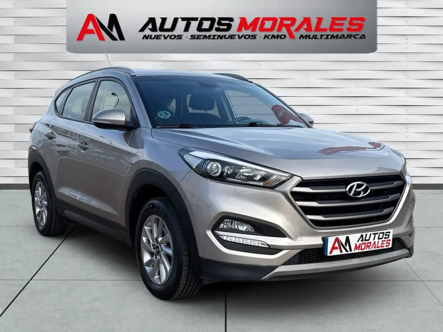Hyundai TUCSON 1.6 GDI BD Klass 4x2 131 Gris - 2
