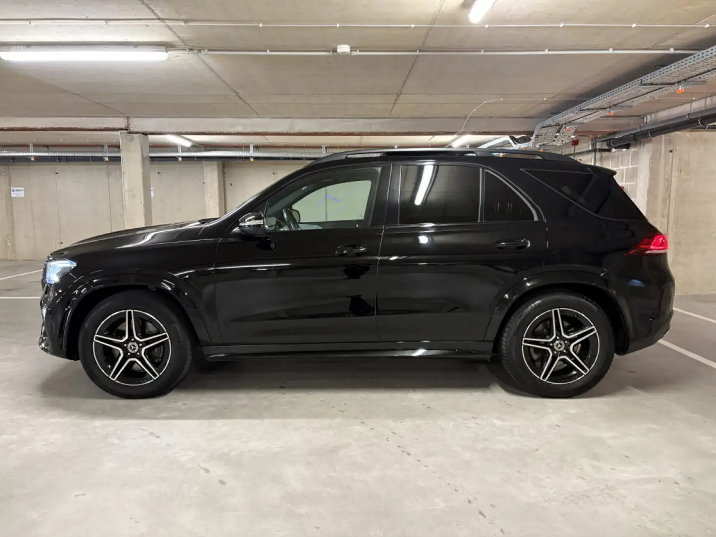 Mercedes-Benz GLE 400 D AMG/ 4Matic /PANORAMA/ BURMESTER Schwarz - 2