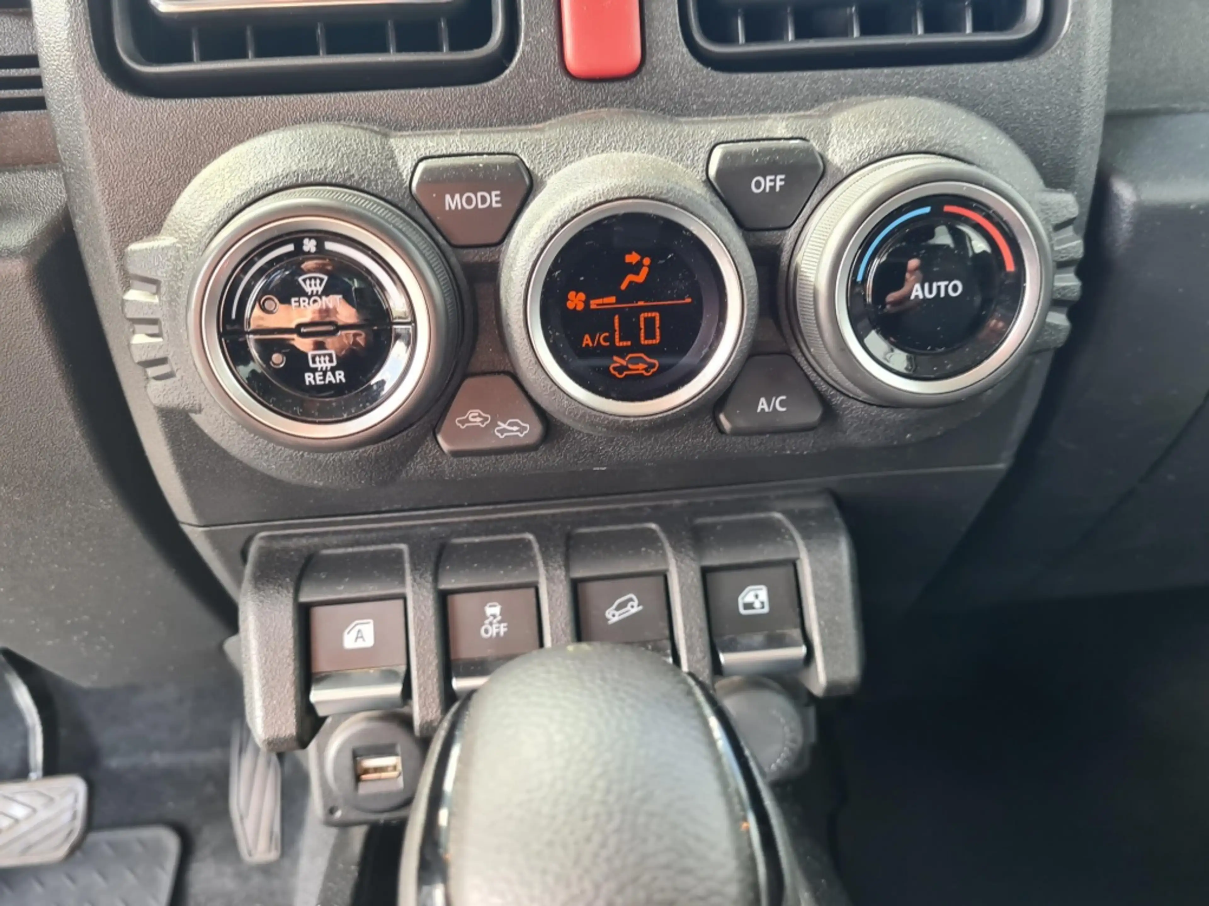 Suzuki Jimny 1.5 Style Allgrip AUTOMAAT 4X4 Carplay Trekhaak — photo 12