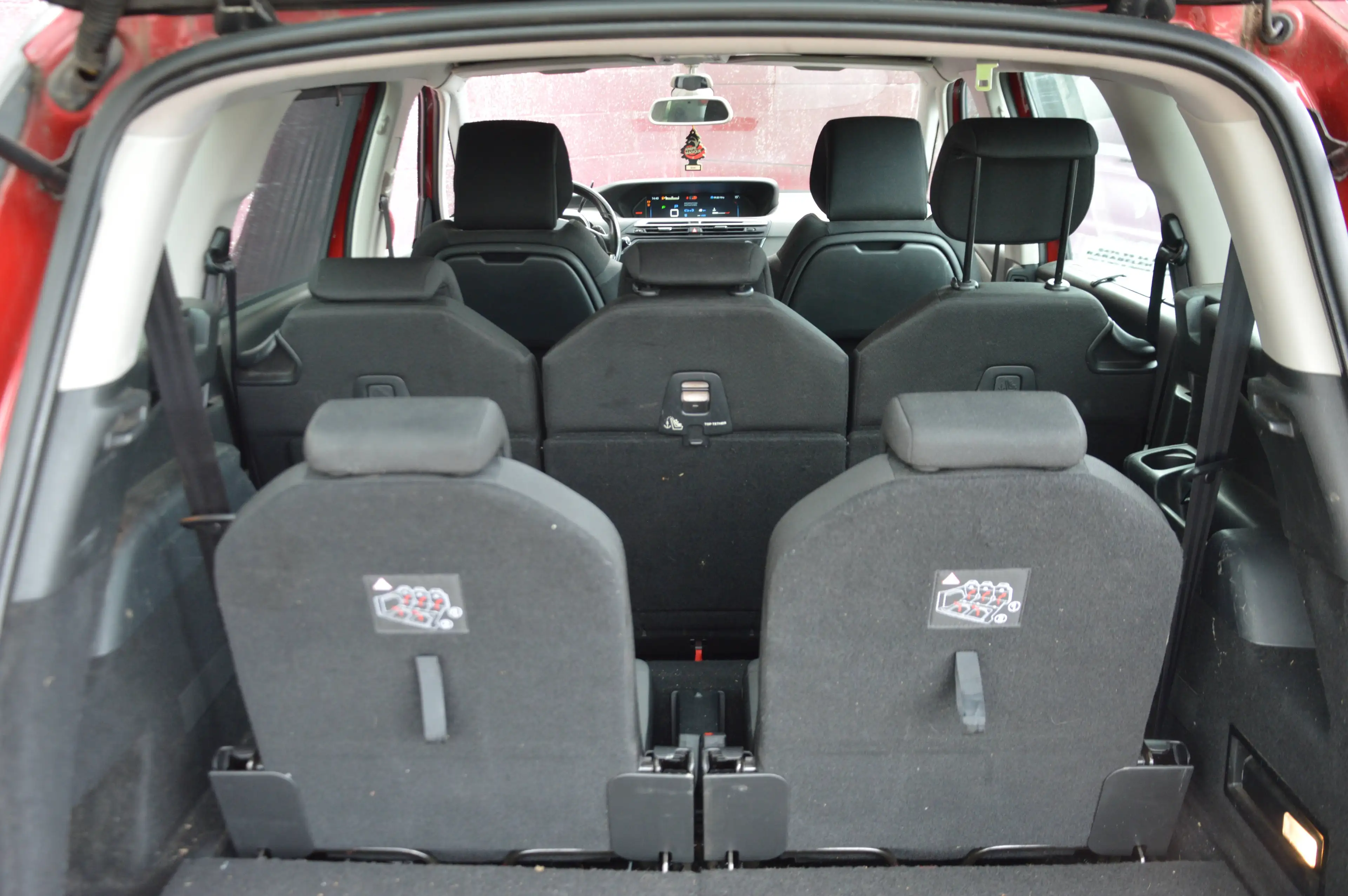 Citroen Grand C4 Picasso 2.0HDi Exclusive 7PL BOITE AUTV NAV CAM 155.144KM — photo 9