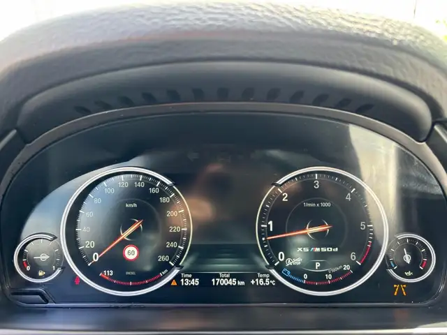 BMW X5 view 15