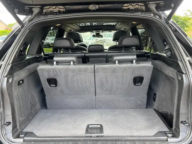 BMW X5 view 12