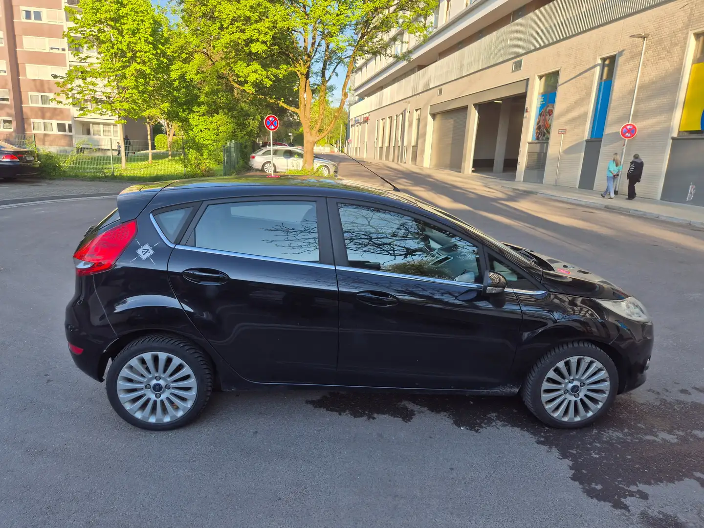 Ford Fiesta Fiesta 1.4 Titanium Schwarz - 2