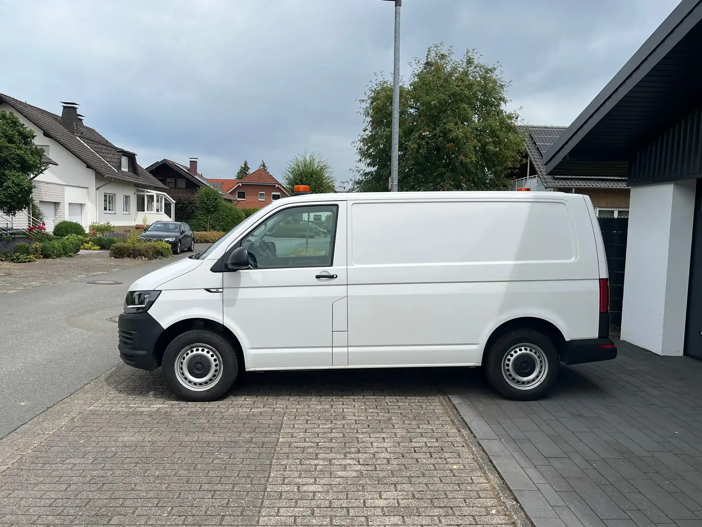 Volkswagen T6 Transporter Kasten 4Motion Klima AHK VW-Scheckheft 100Tkm Mwst Blanc - 2