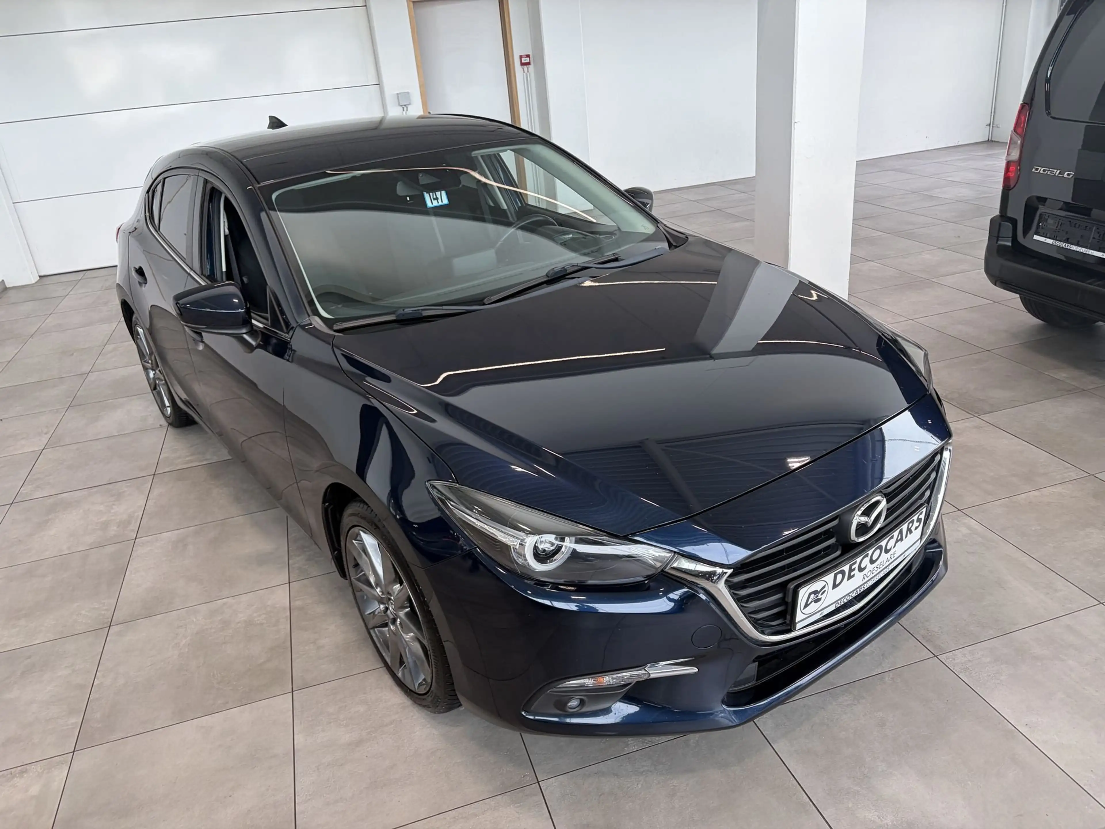 Mazda 3 Navigatie / Camera / Zetel & Stuurverwarming / Keyless / Head Up Display / — photo 5