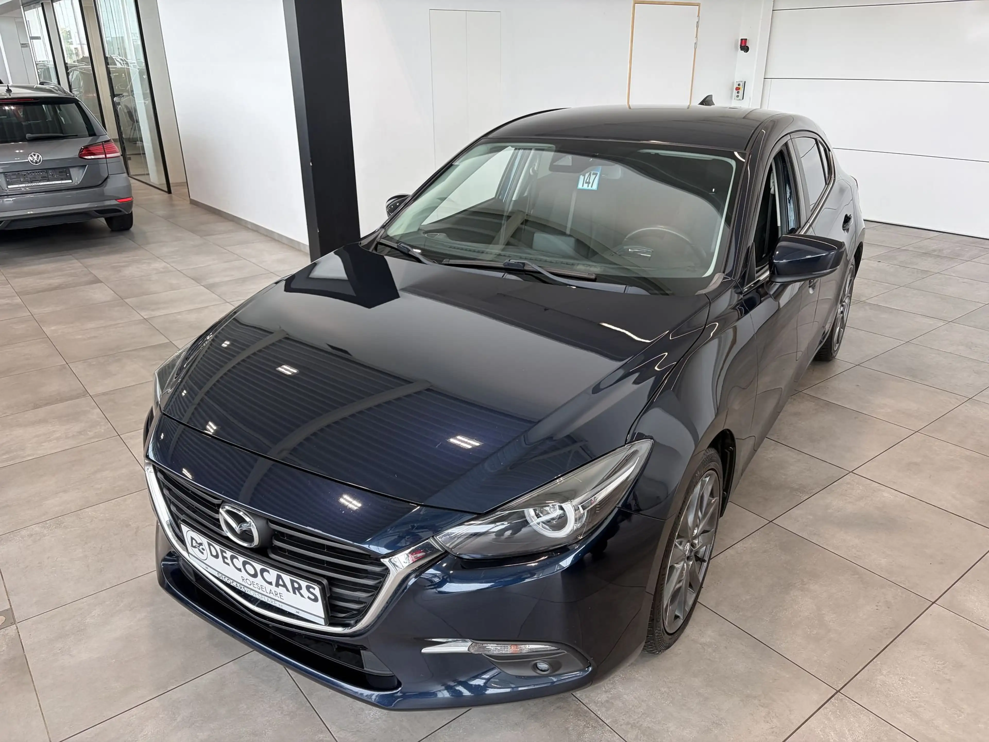 Mazda 3 Navigatie / Camera / Zetel & Stuurverwarming / Keyless / Head Up Display / — photo 2