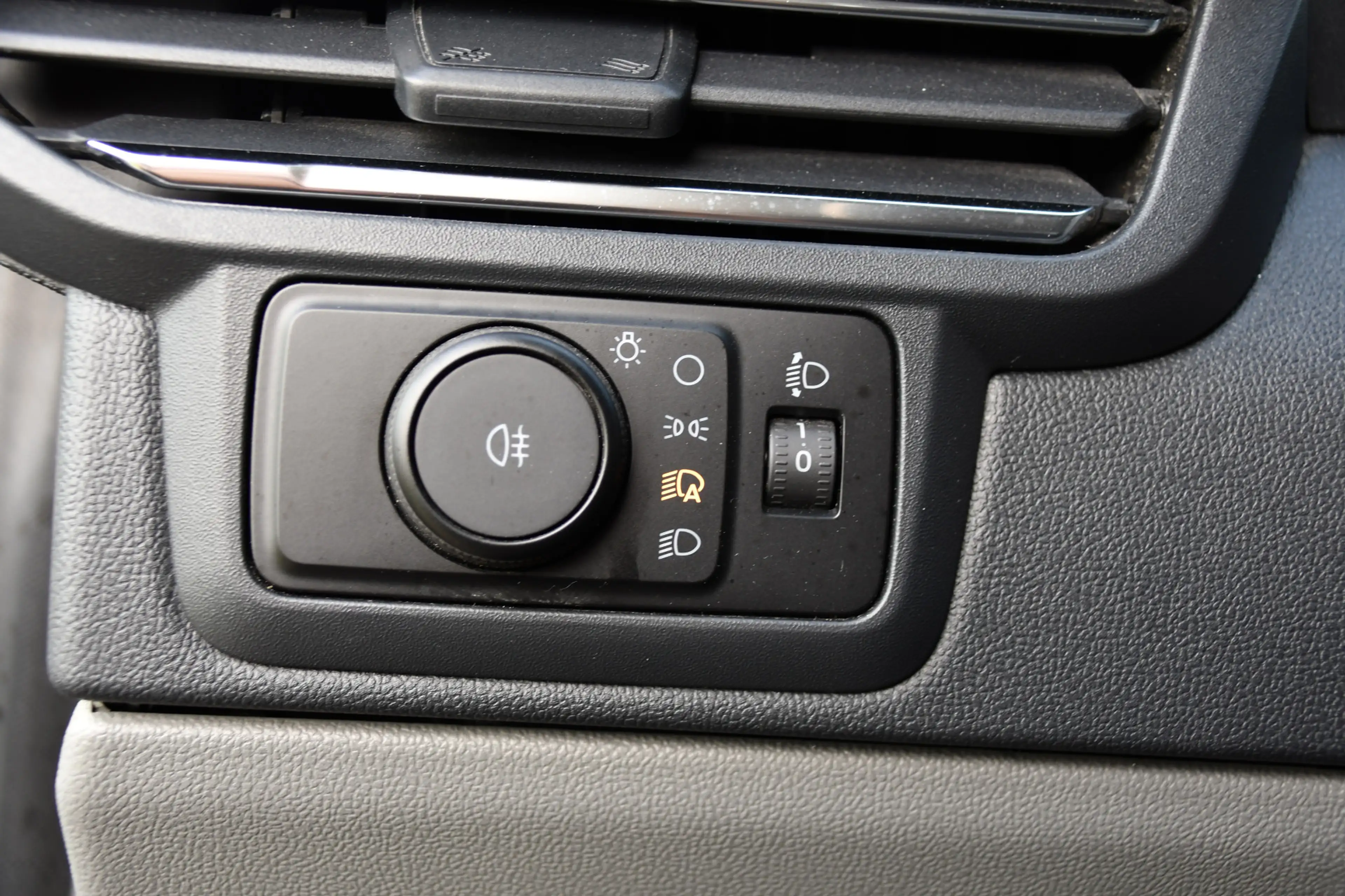Ford Transit Custom 300 2.0 TDCI L1H1 Limited PB Edition Camera, Cruis — photo 26