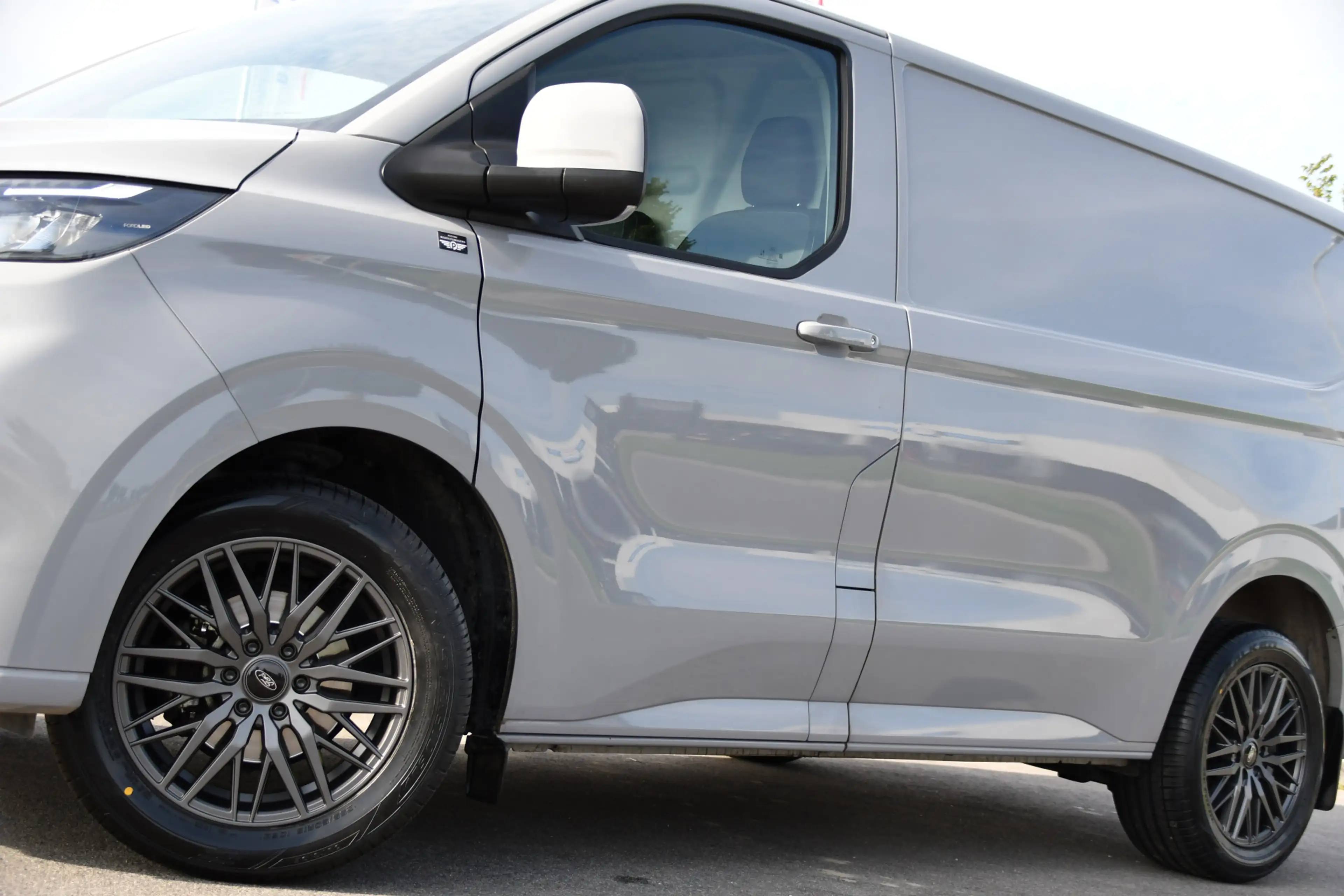 Ford Transit Custom 300 2.0 TDCI L1H1 Limited PB Edition Camera, Cruis — photo 34