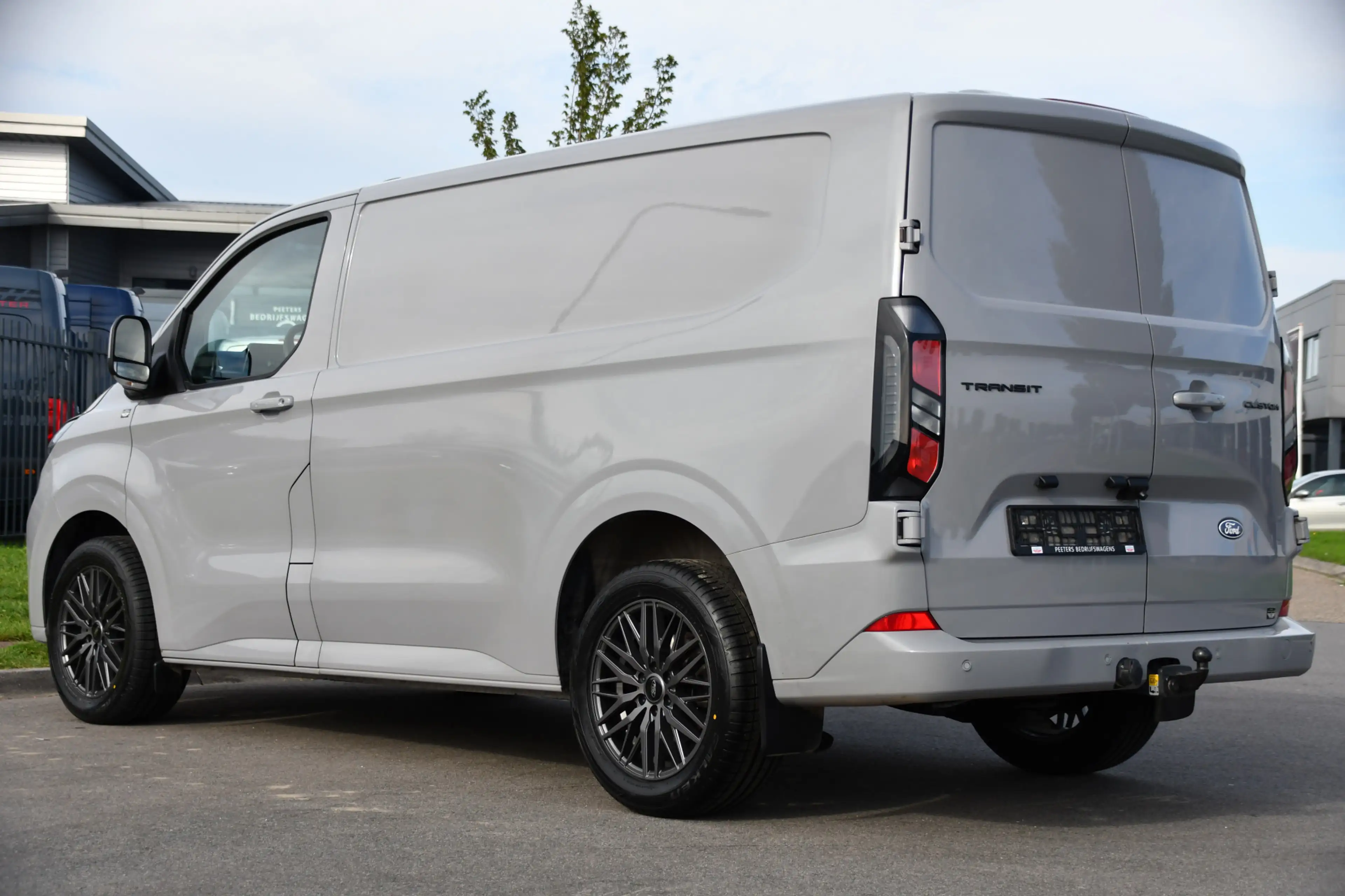 Ford Transit Custom 300 2.0 TDCI L1H1 Limited PB Edition Camera, Cruis — photo 3