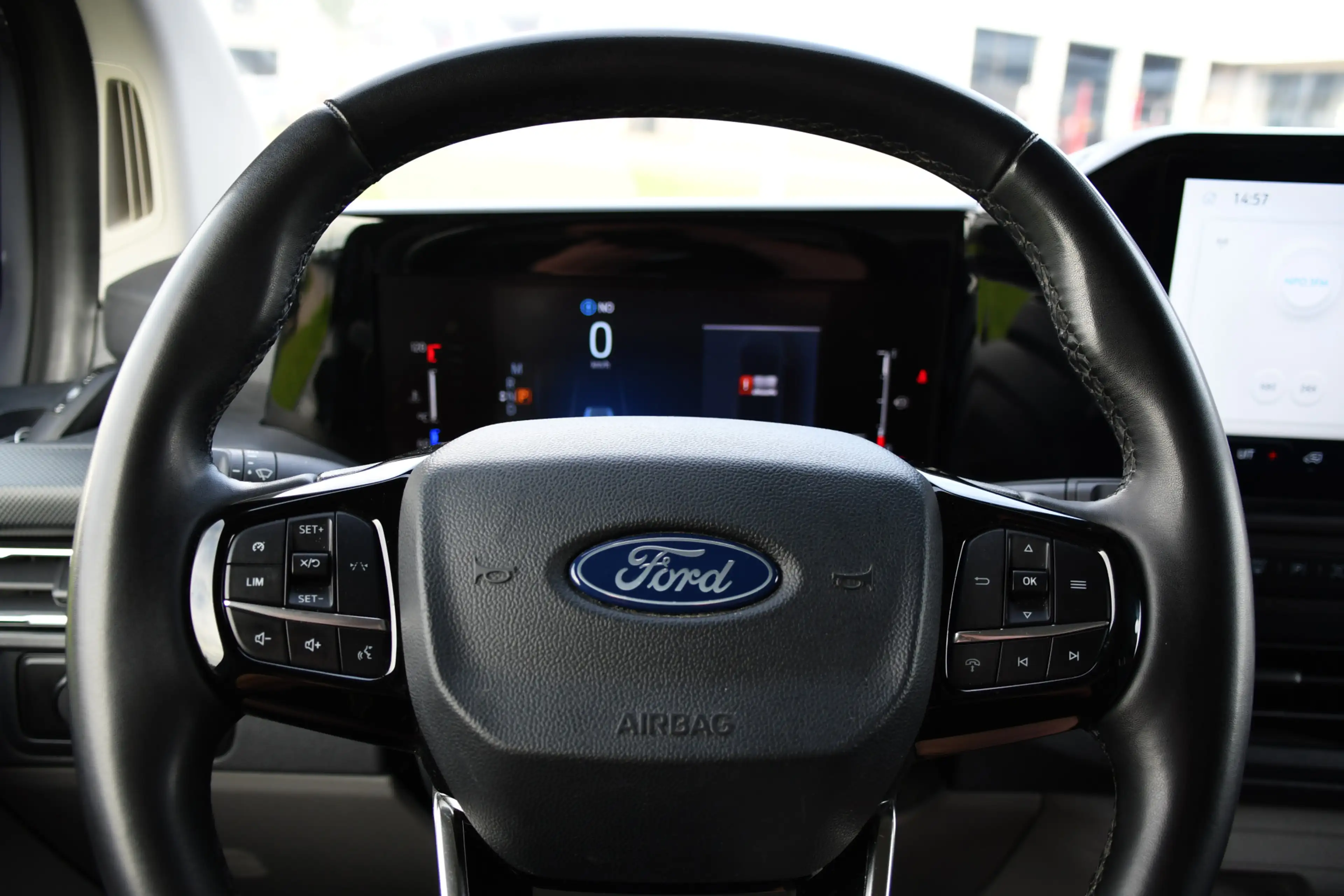 Ford Transit Custom 300 2.0 TDCI L1H1 Limited PB Edition Camera, Cruis — photo 14