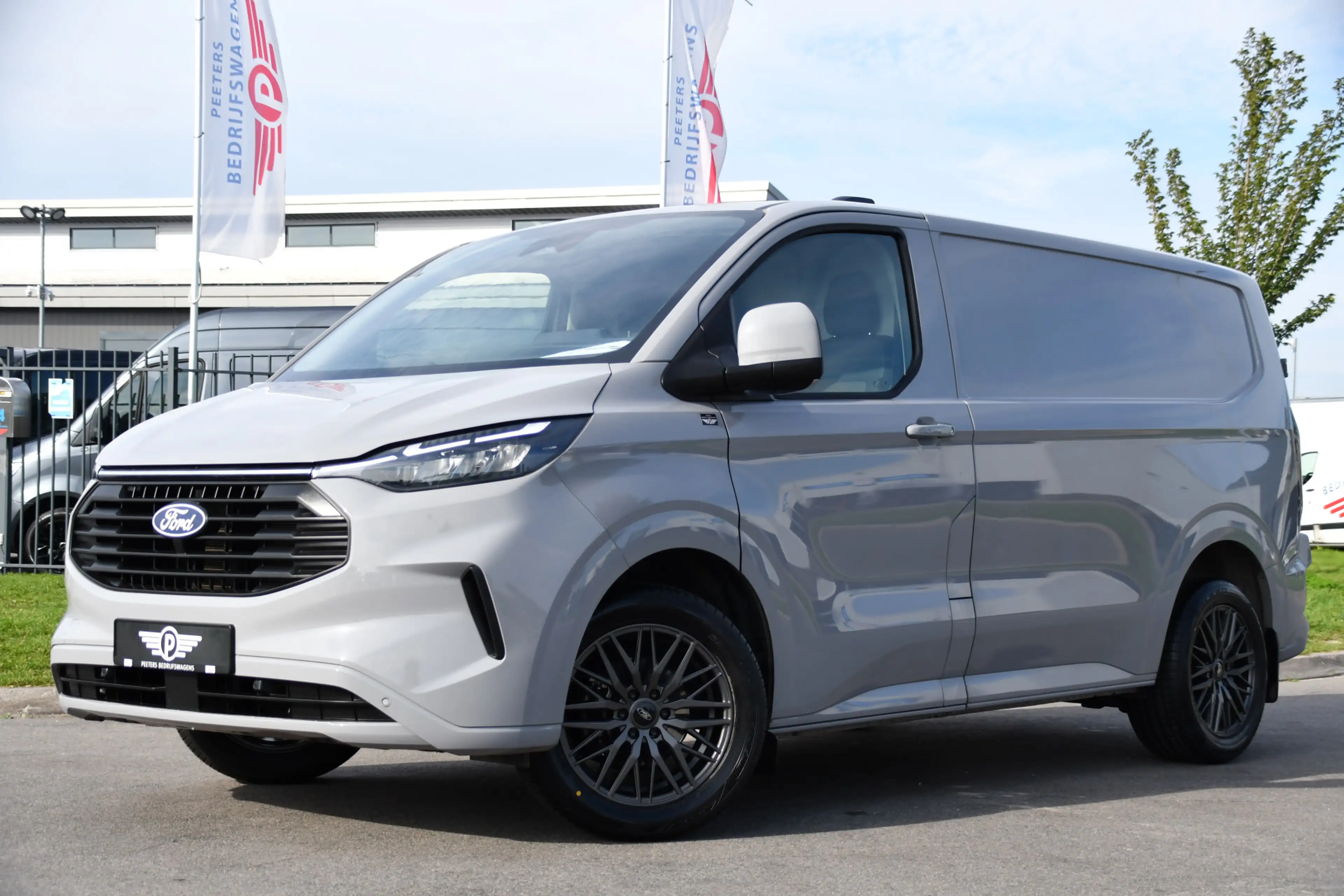 Ford Transit Custom 300 2.0 TDCI L1H1 Limited PB Edition Camera, Cruis — photo 4