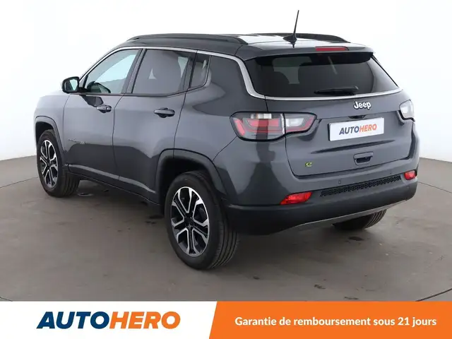 Jeep Compass view 4