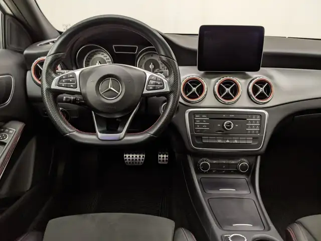 Mercedes-Benz Gla view 7