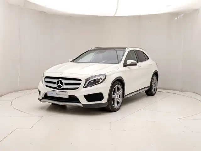 2017 Mercedes-Benz Gla in White for sale