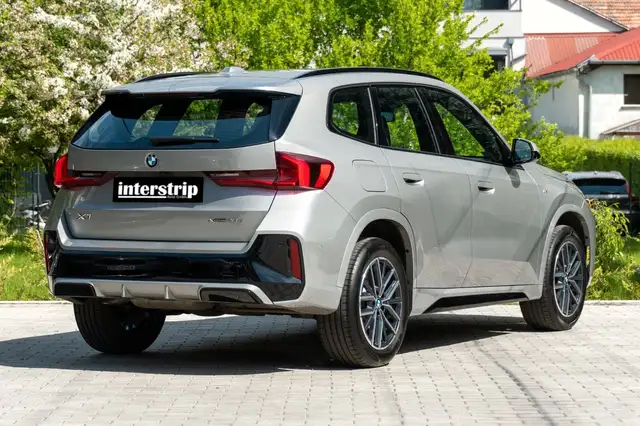 BMW X1 view 6