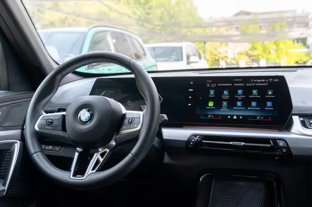 BMW X1 view 14