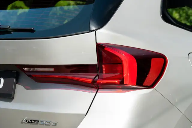 BMW X1 view 8