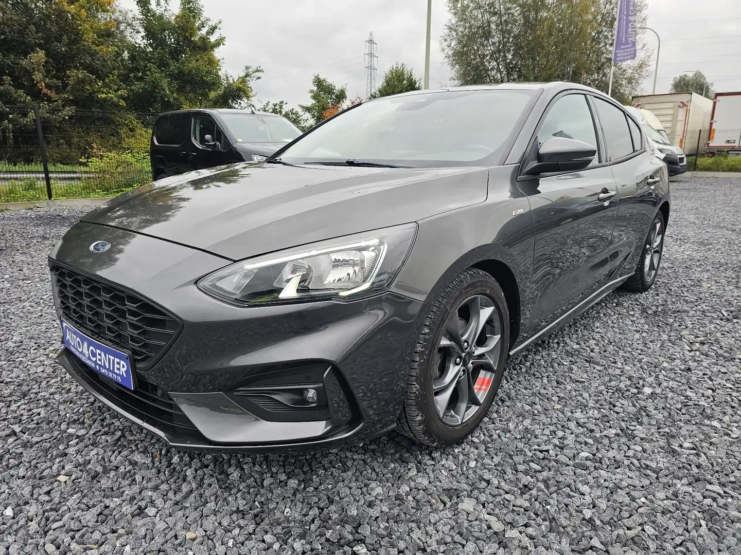 Ford Focus 1.0 EcoBoost ST-Line // GARANTIE 1 AN // Gris - 1