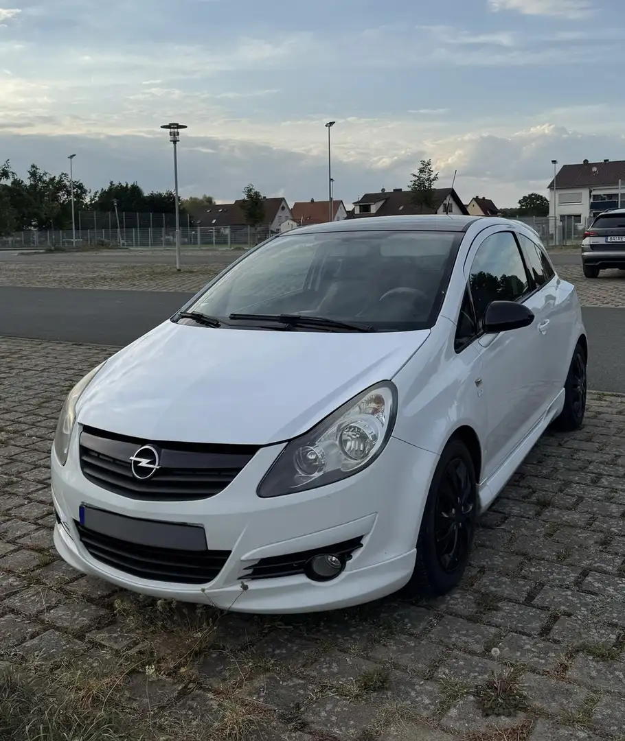 Opel Corsa 1.4 16V gepflegt *Limited Edition* - 1