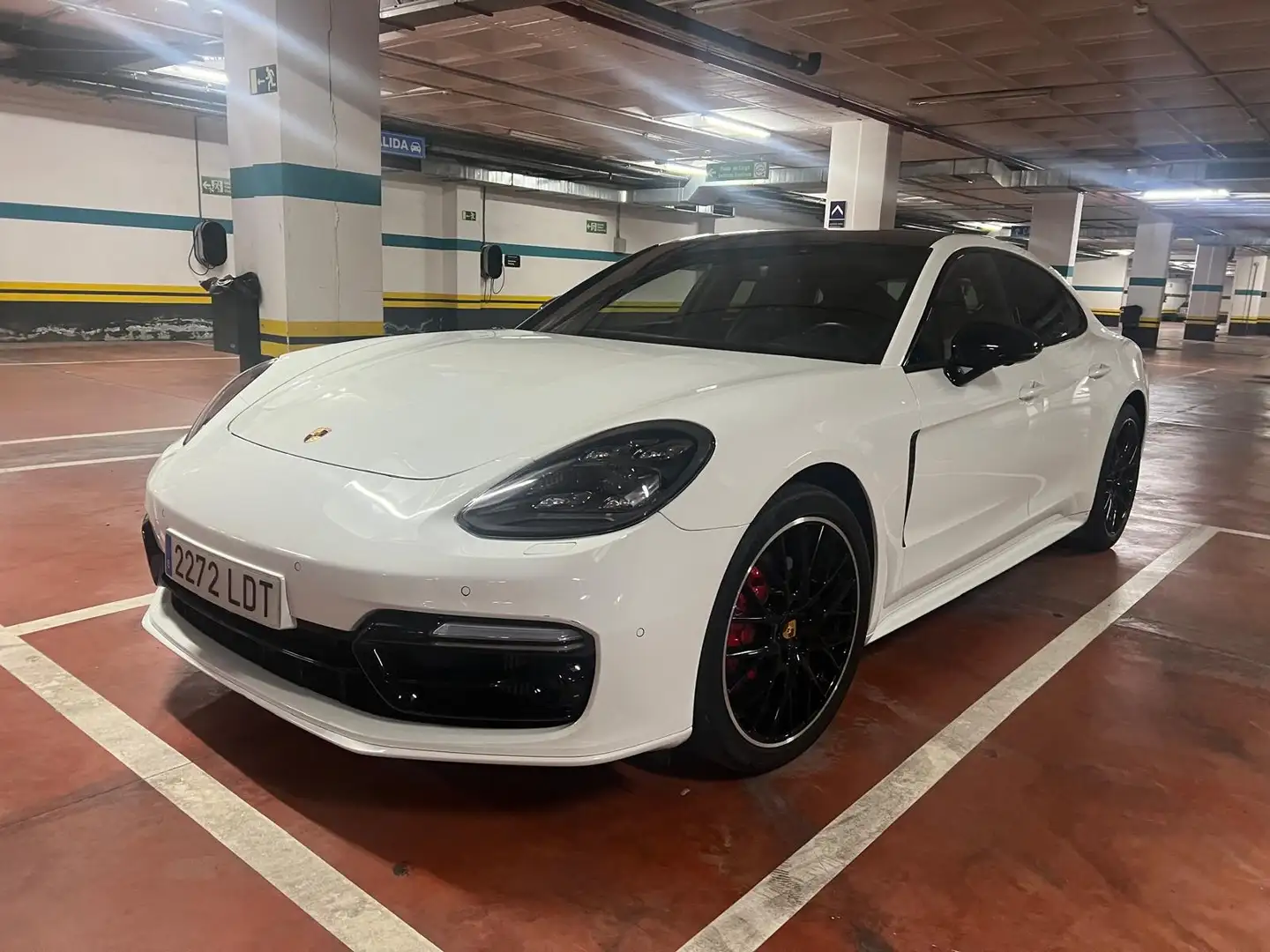 Porsche Panamera Panamera 4S Executive - 2