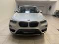 BMW X1 sDrive 18 d Advantage MOTORSCHADEN / PANORAMA Zilver - thumbnail 2