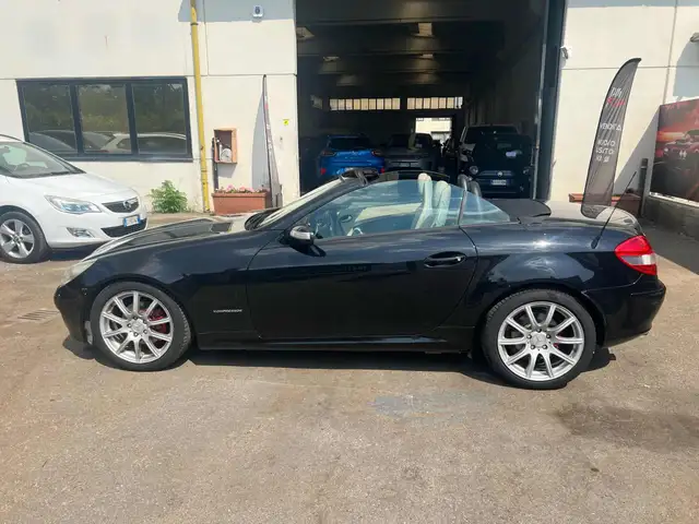 Mercedes-Benz SLK view 8