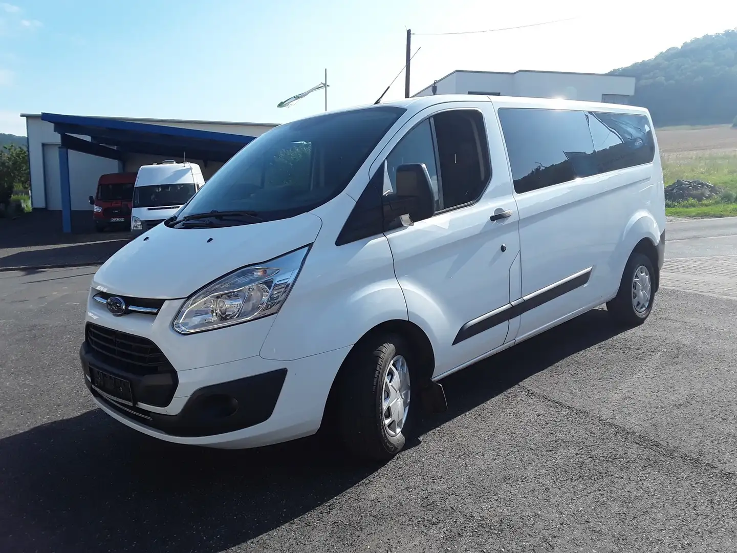 Ford Transit Custom 310 L2H1 VA Trend Doppelklima Neuer Motor Weiß - 1