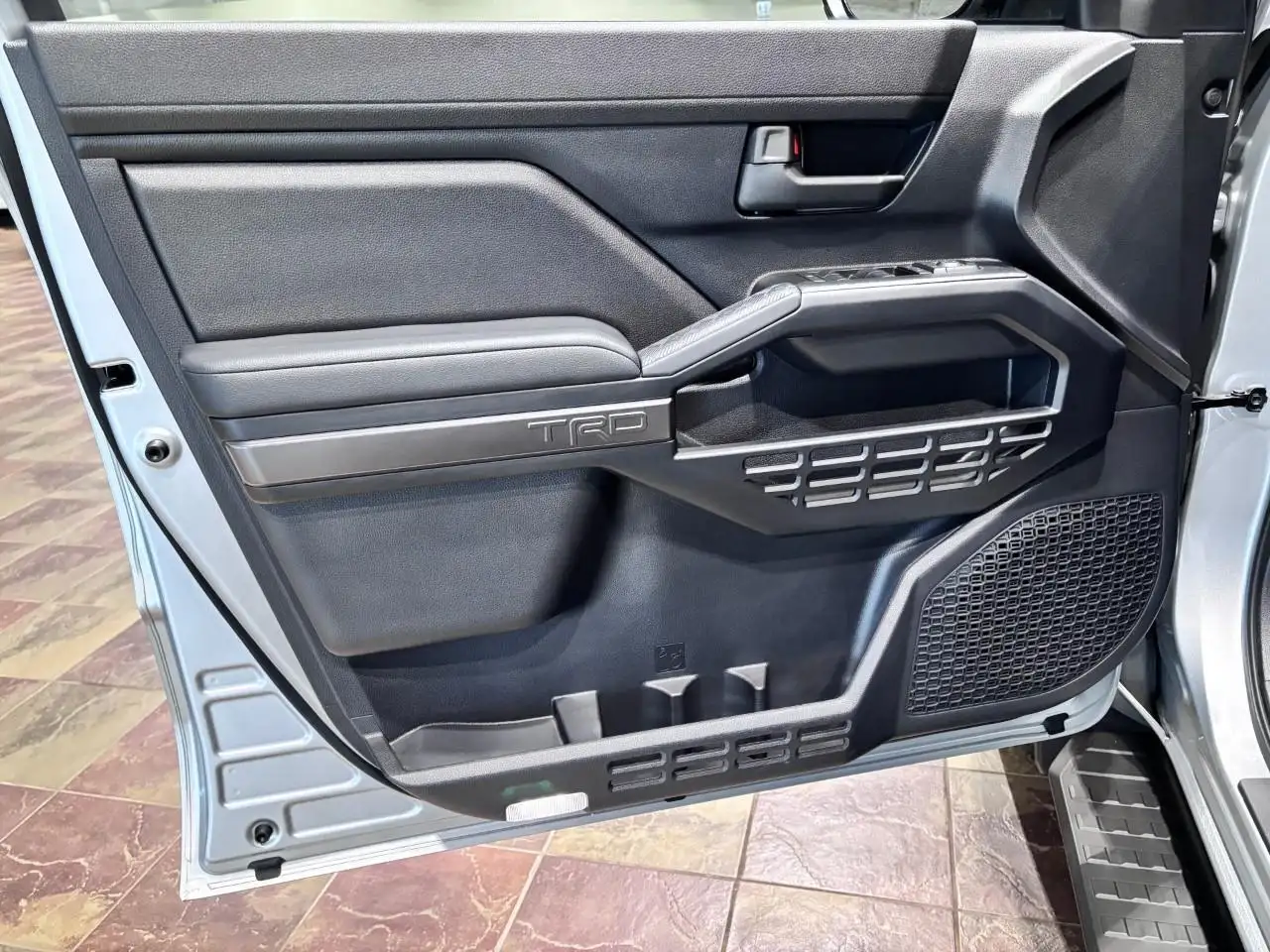 Toyota 4-Runner снимка Toyota 4-Runner