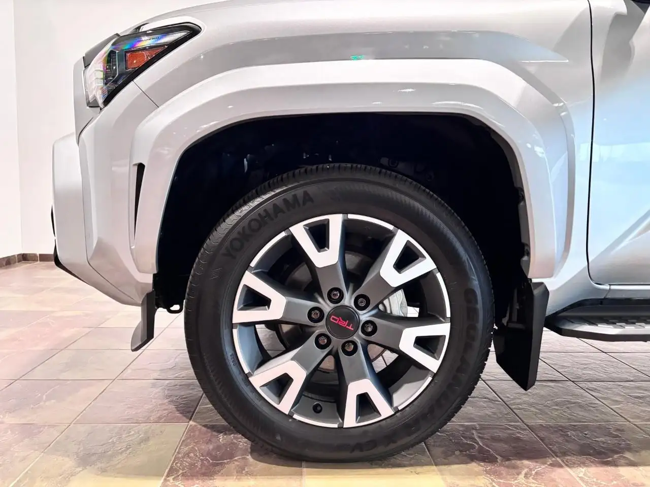 Toyota 4-Runner снимка Toyota 4-Runner