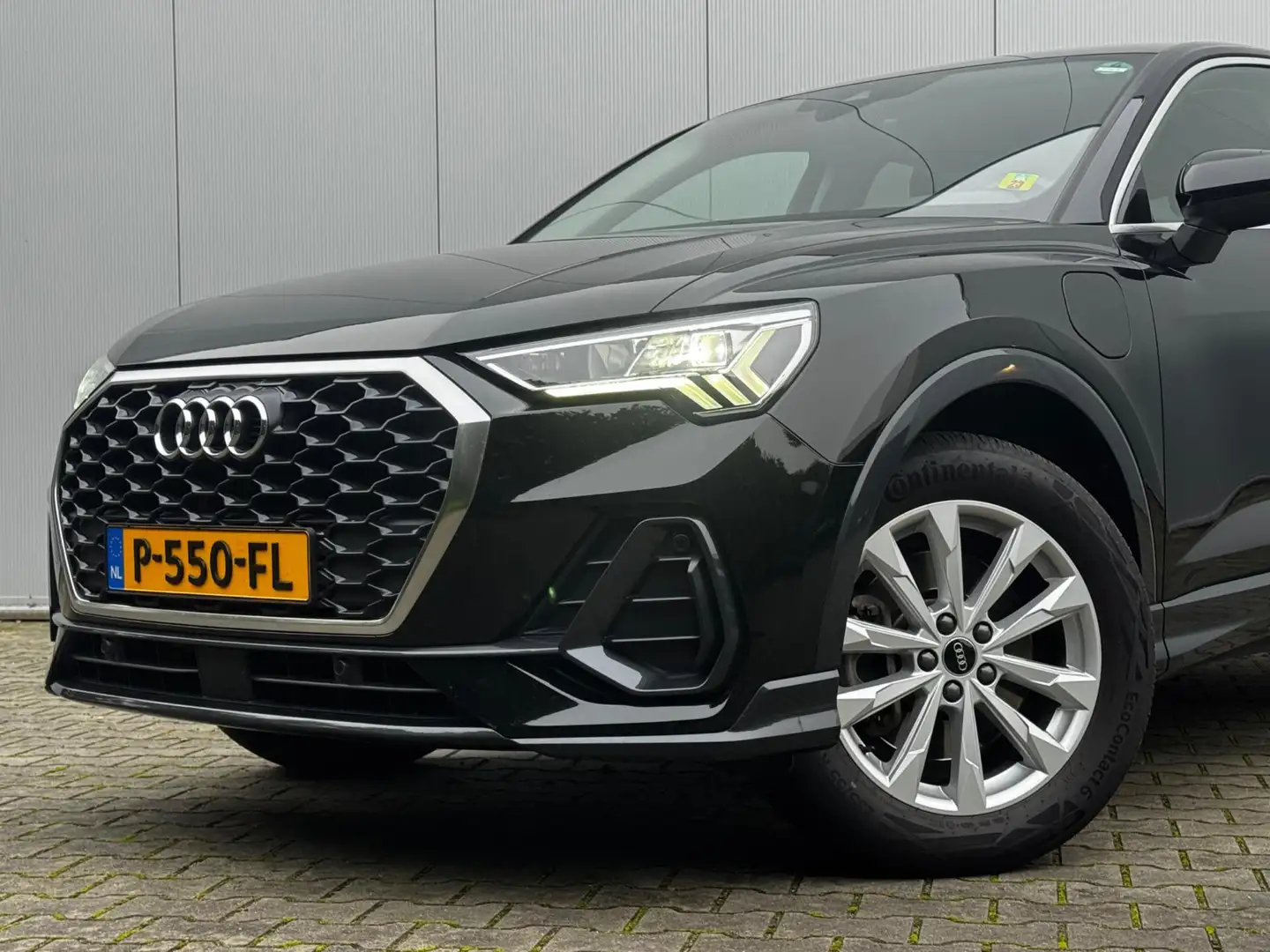 Audi Q3 Sportback 45TFSIe 245PK NAP ADVANCE EDITION ADAPTI Zwart - 2