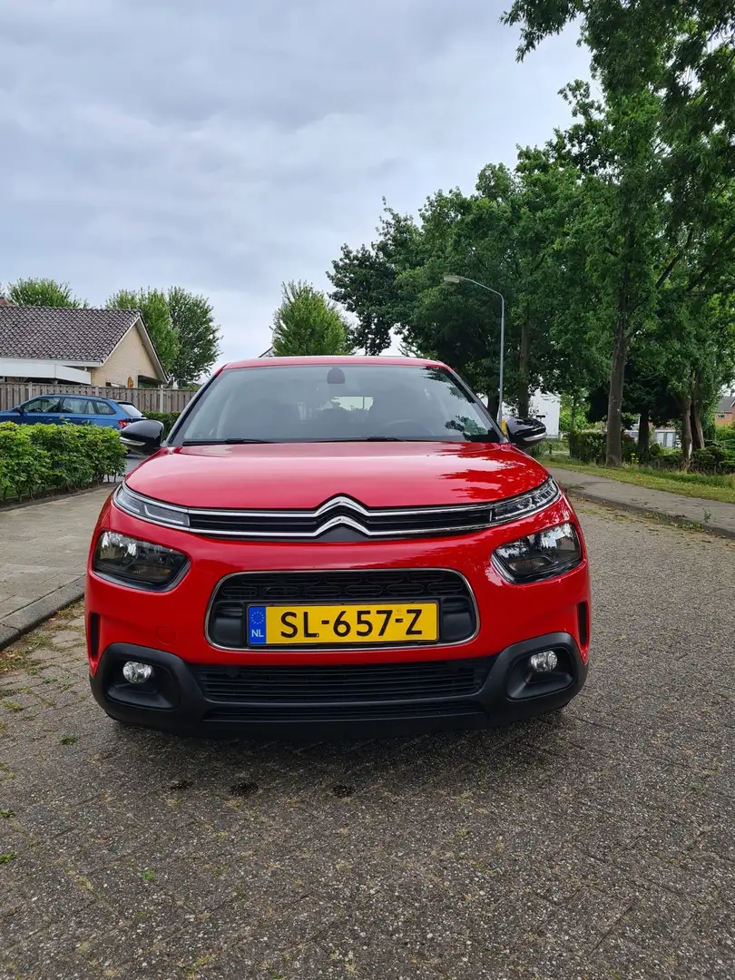 Citroen C4 Cactus 1.2 PureTech Feel Rood - 1
