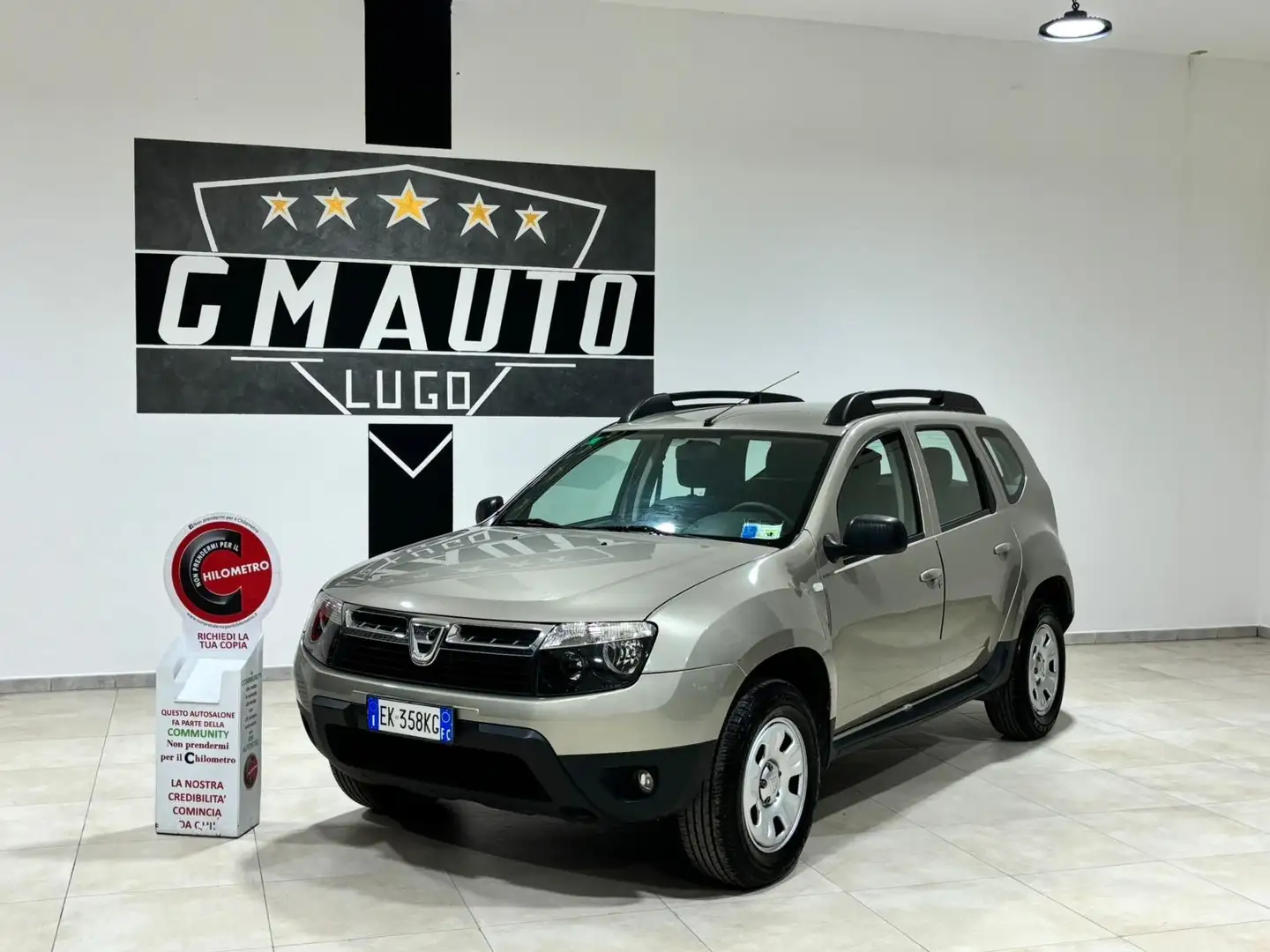 Dacia Duster Duster I 2010 1.5 dci Laureate 4x4 110cv Zlatá - 1