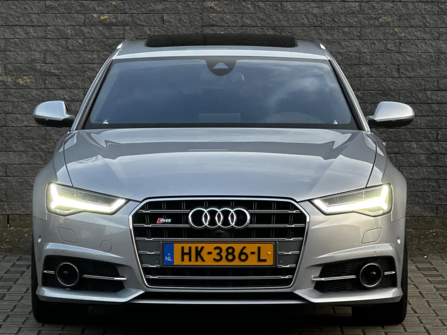 Audi S6 Avant 4.0 TFSI S6 Pro Line Plus B&O/SOFTCLOSE/NAP/ Grijs - 2