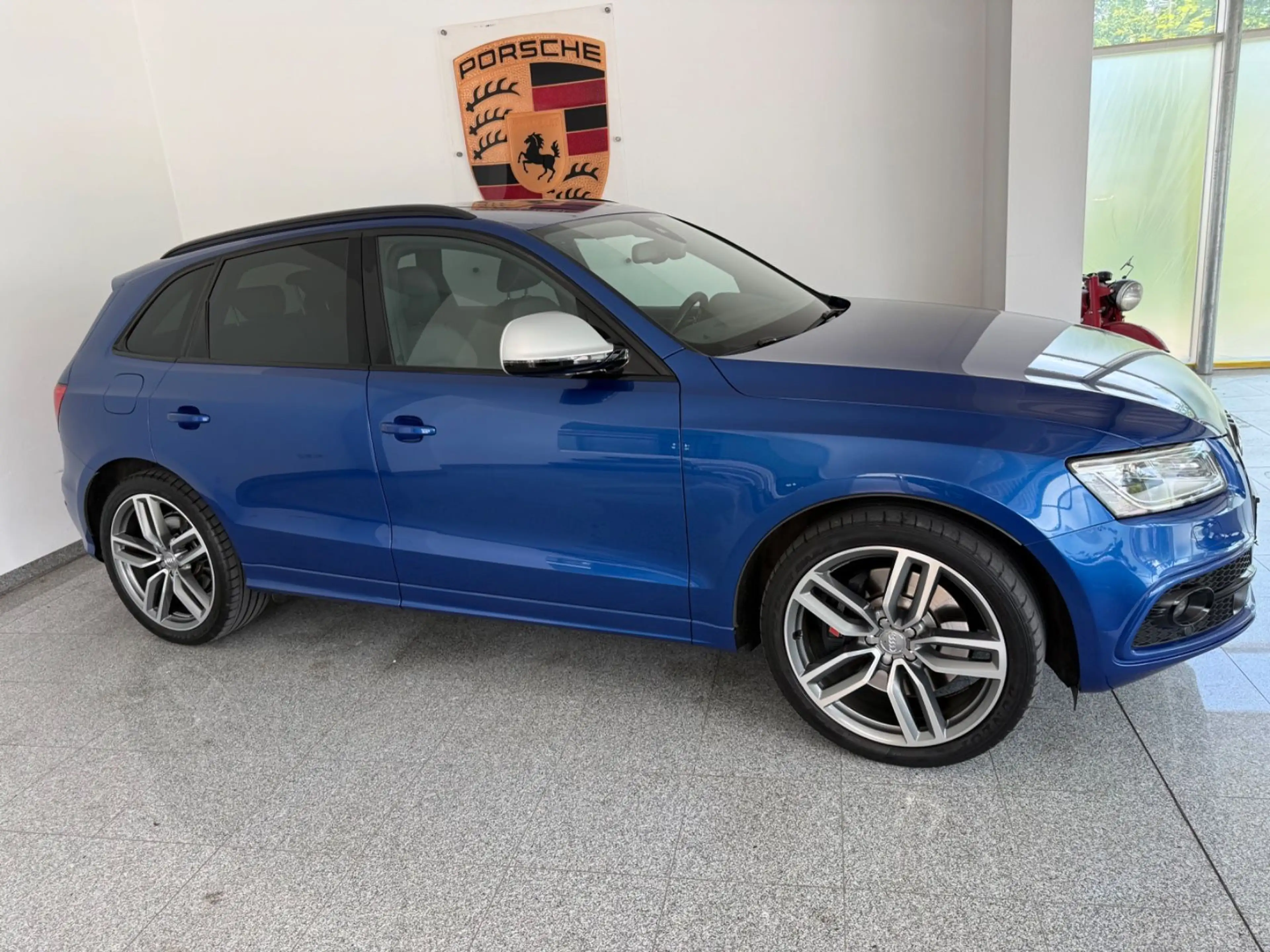 Audi SQ5 3.0 TDI Compettition — photo 2