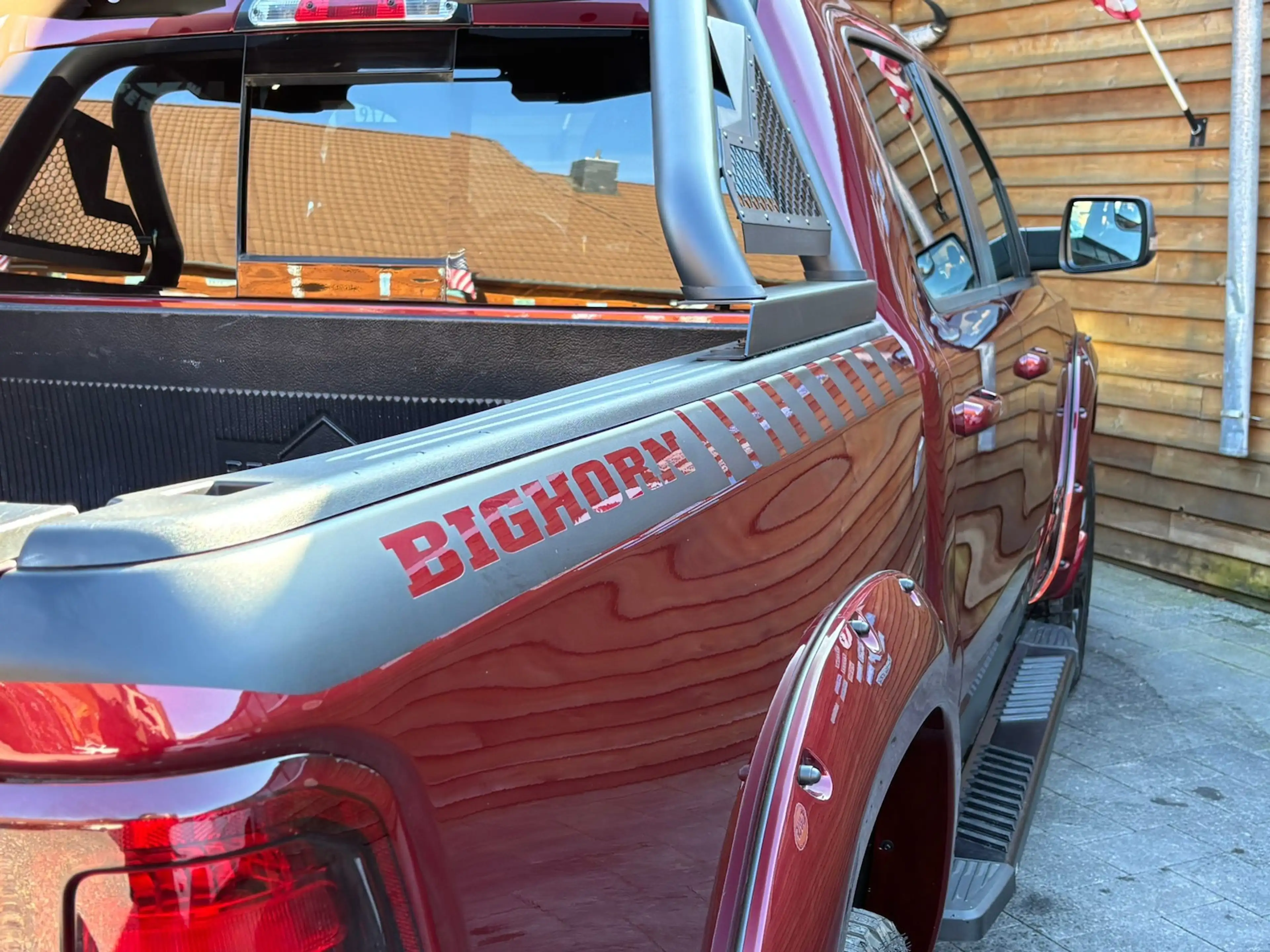 Dodge RAM 1500 5,7L BigHorn Crew Cab LED AHK 4x4 — photo 15