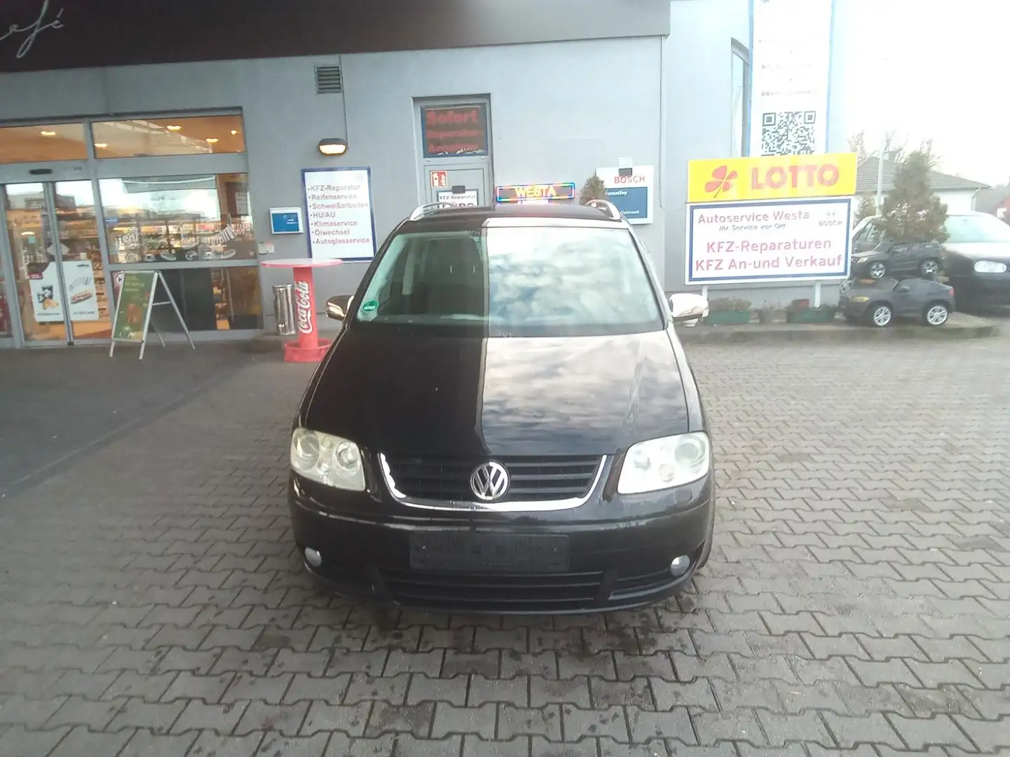 Volkswagen Touran Highline 7Si, Automatik,Xenon Vollfahrber Schwarz - 2