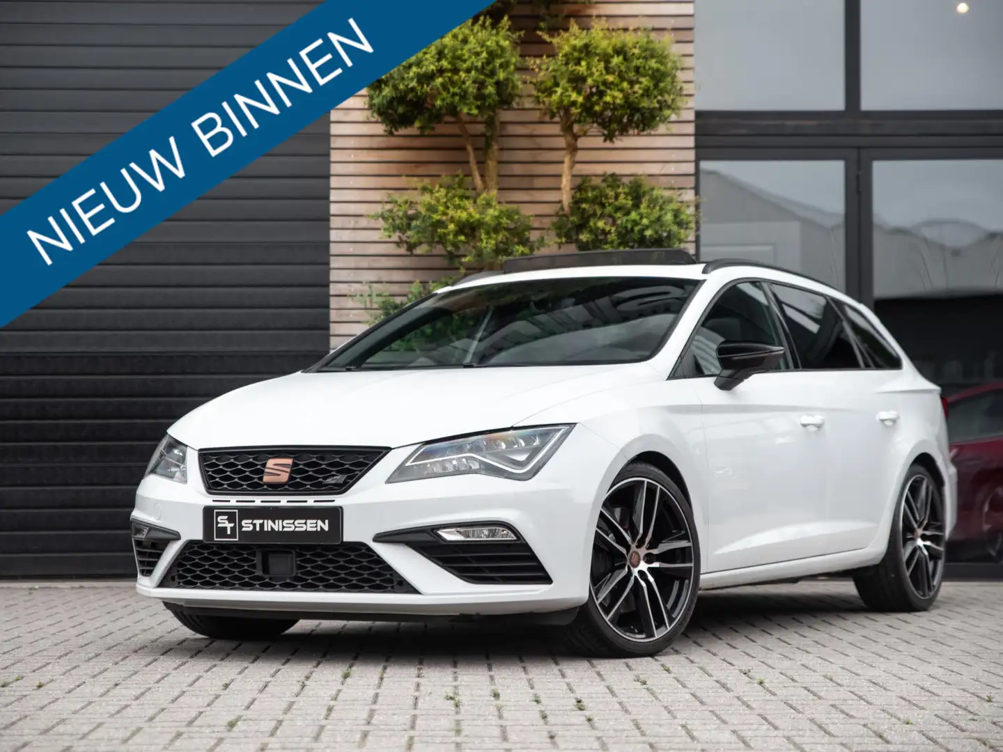 SEAT Leon ST 2.0 TSI CUPRA Pano Virtual DCC - 1