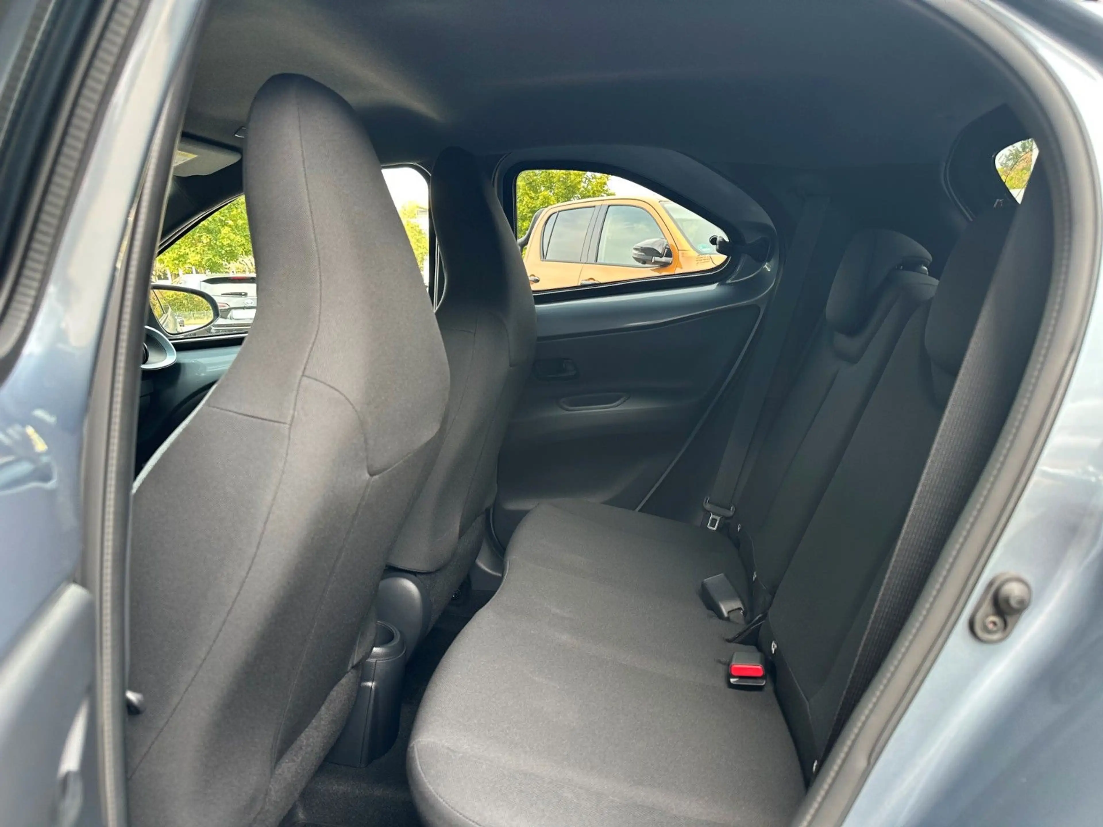 Toyota Aygo X Teamplayer, KAMERA,SITZ-HZG,APPLE CARPLAY — photo 13