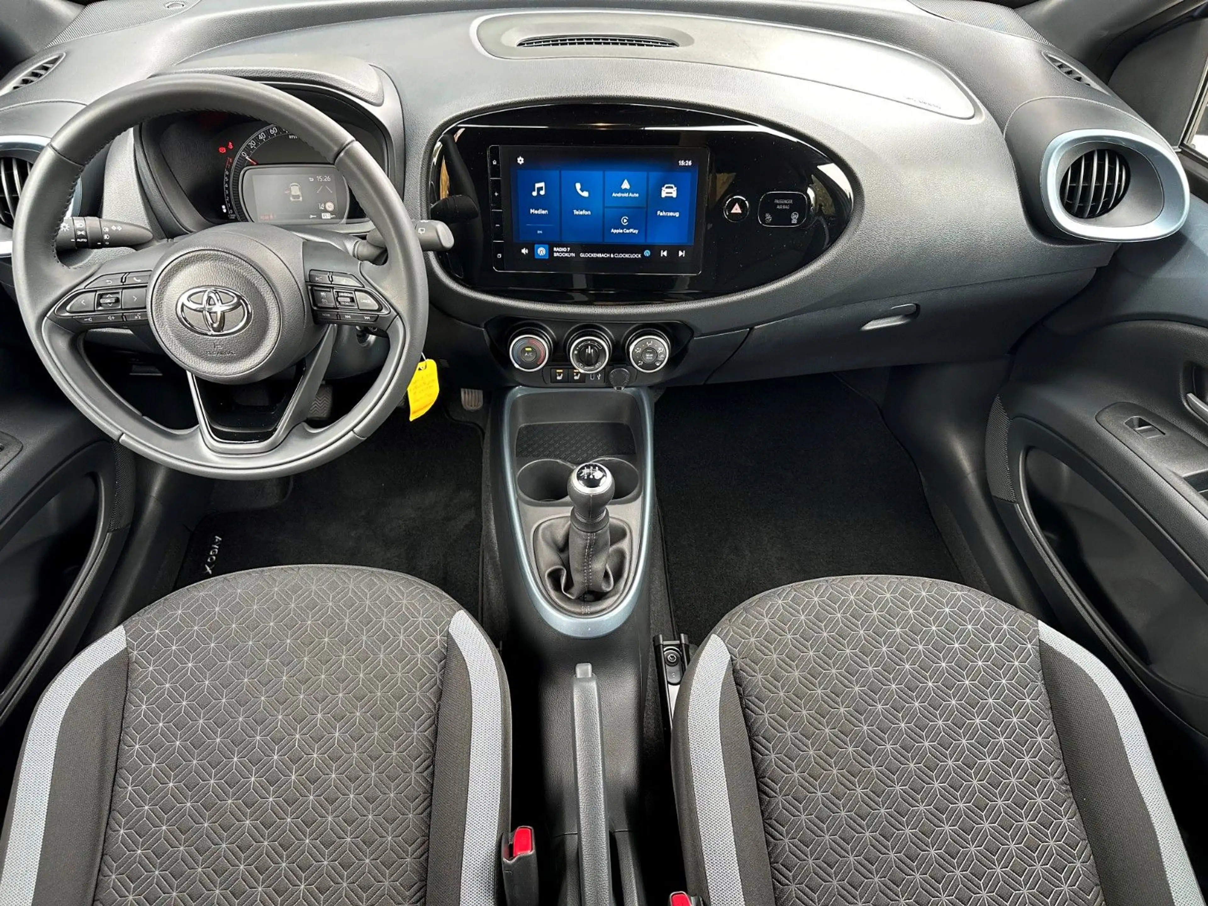 Toyota Aygo X Teamplayer, KAMERA,SITZ-HZG,APPLE CARPLAY — photo 10