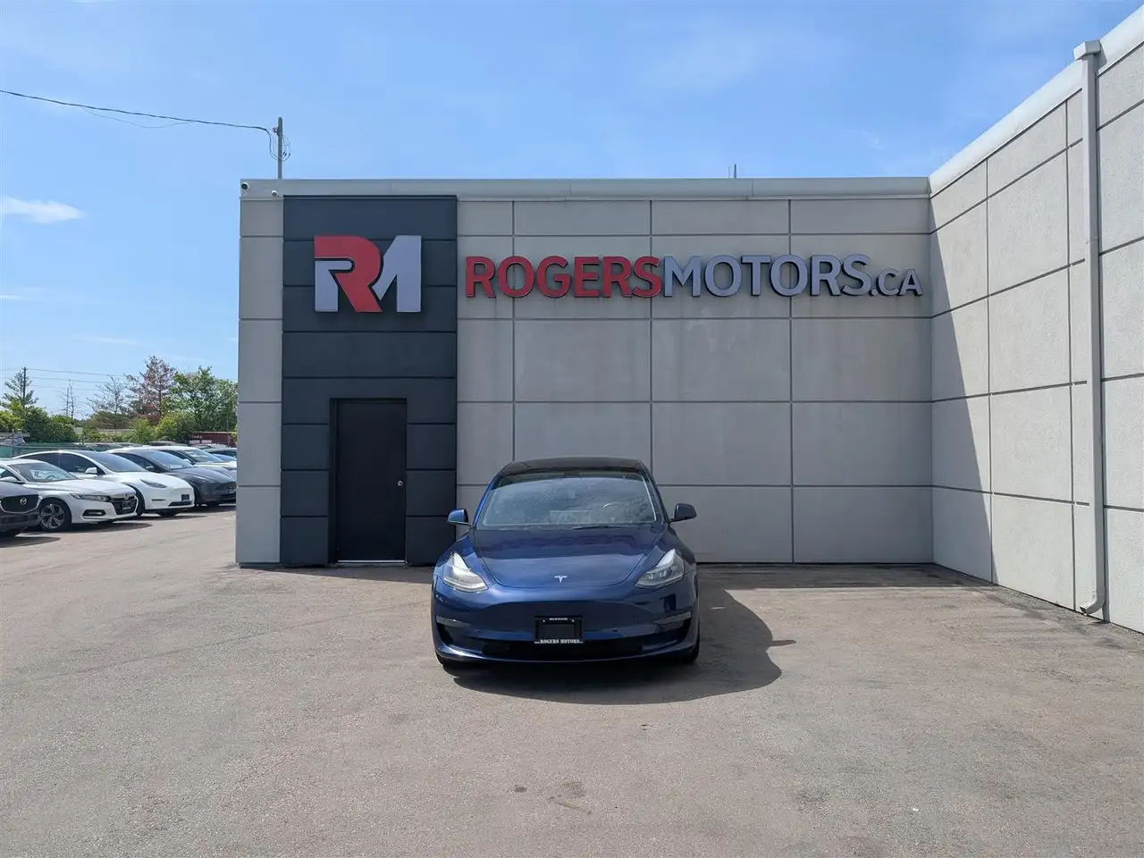 Tesla Model 3 photo Tesla Model 3
